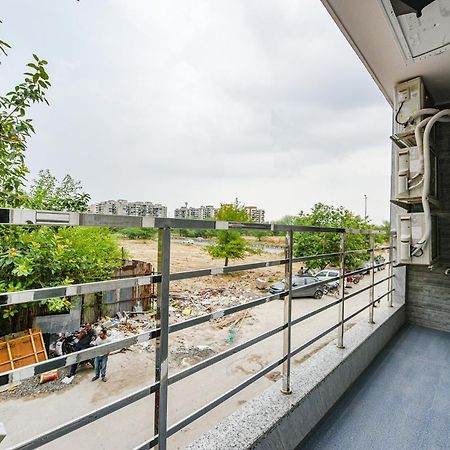 Fabhotel Sparkling - Nr Yashobhoomi Convention Centre Delhi  Exterior foto