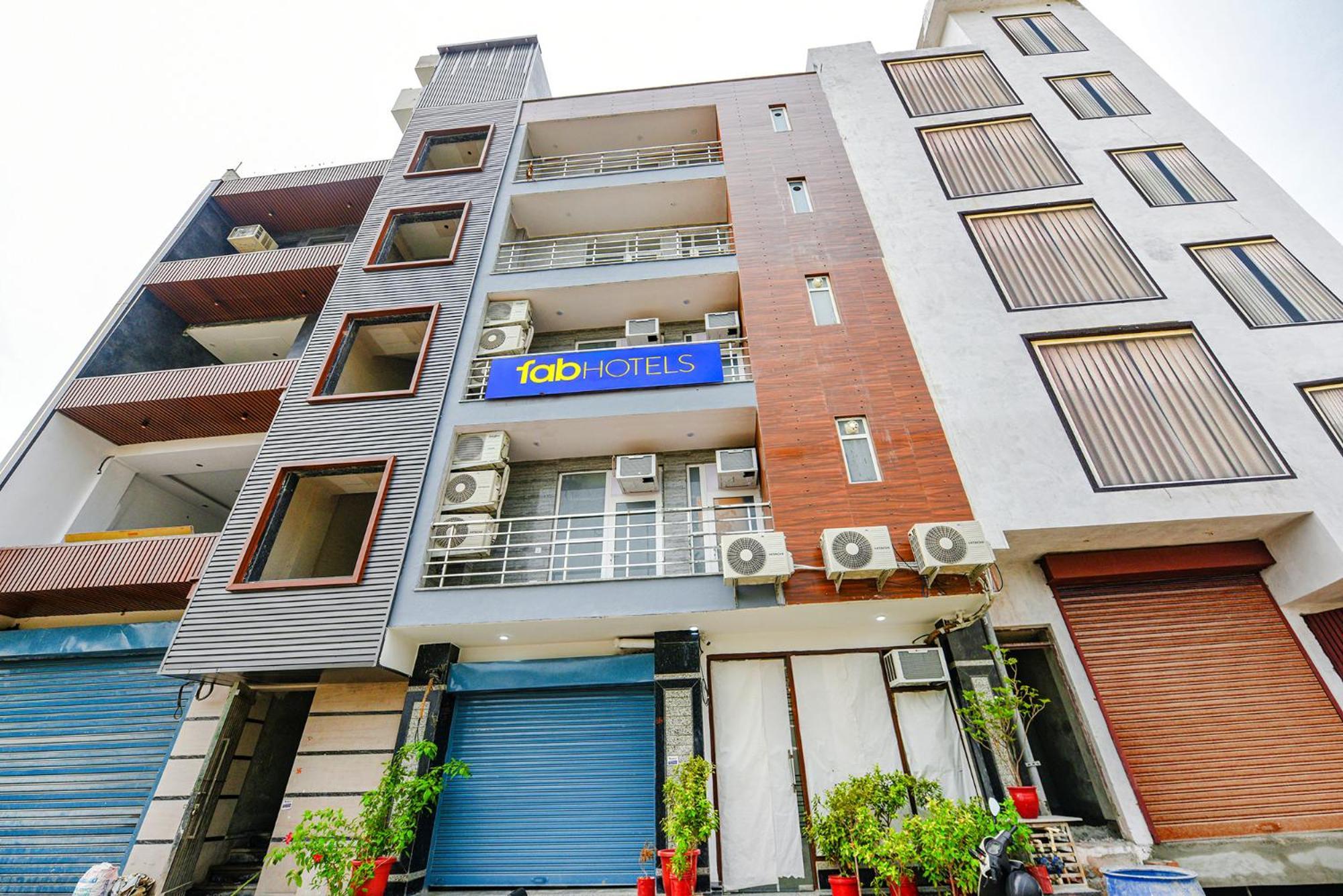 Fabhotel Sparkling - Nr Yashobhoomi Convention Centre Delhi  Exterior foto